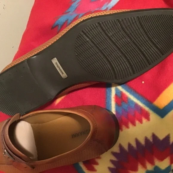 🔥SALE!Magnanni,size 10, worn once, new condition, see photos, great price, 🔥🔥 - Picture 3 of 5